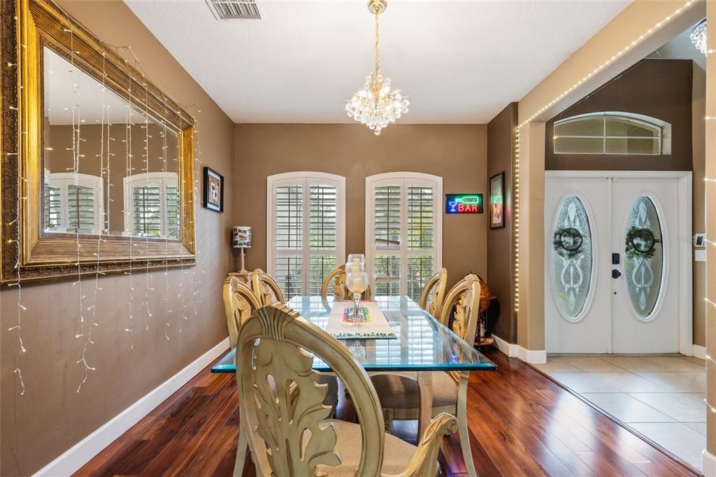 For Sale: $545,000 (5 beds, 3 baths, 2992 Square Feet)