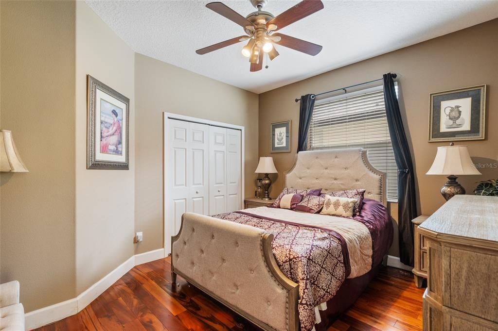 For Sale: $545,000 (5 beds, 3 baths, 2992 Square Feet)