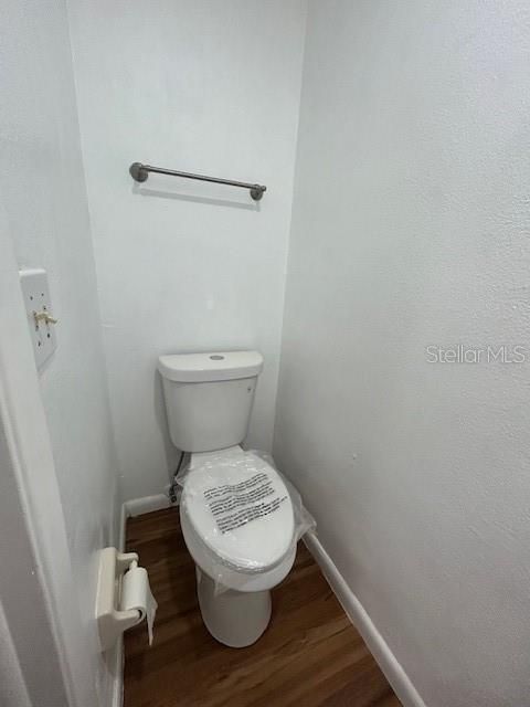 For Sale: $275,000 (3 beds, 2 baths, 1330 Square Feet)