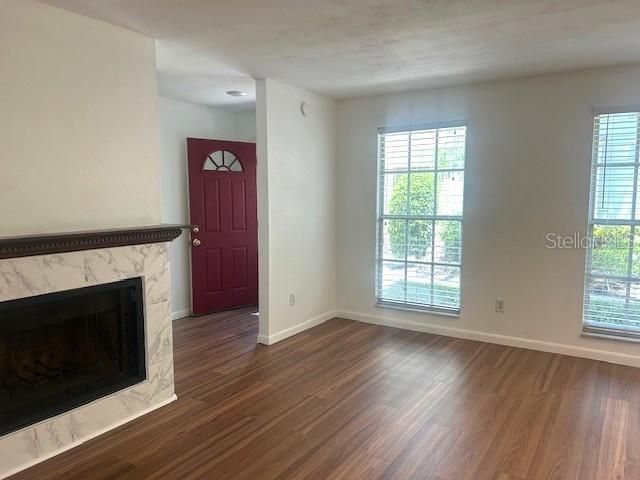 For Sale: $275,000 (3 beds, 2 baths, 1330 Square Feet)