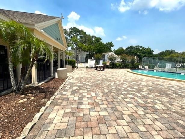 For Sale: $275,000 (3 beds, 2 baths, 1330 Square Feet)