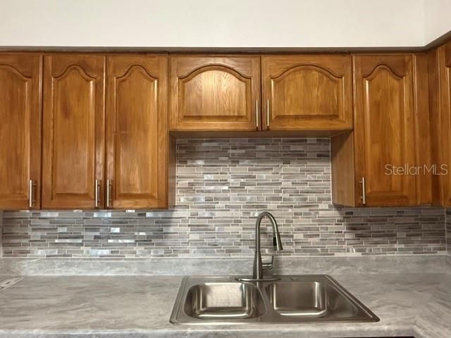For Sale: $275,000 (3 beds, 2 baths, 1330 Square Feet)