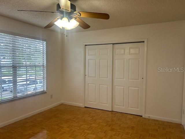 For Sale: $275,000 (3 beds, 2 baths, 1330 Square Feet)