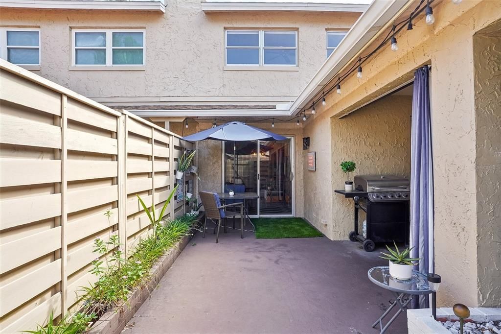 For Sale: $235,000 (2 beds, 1 baths, 1353 Square Feet)