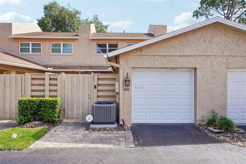 For Sale: $235,000 (2 beds, 1 baths, 1353 Square Feet)