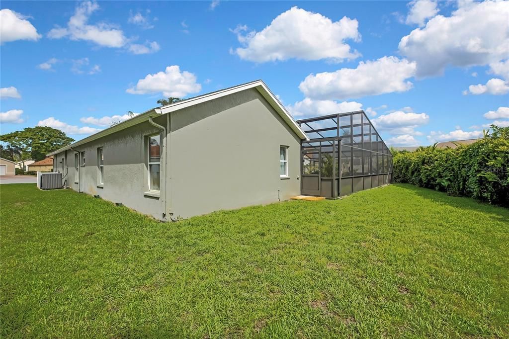 For Sale: $460,000 (4 beds, 3 baths, 2418 Square Feet)