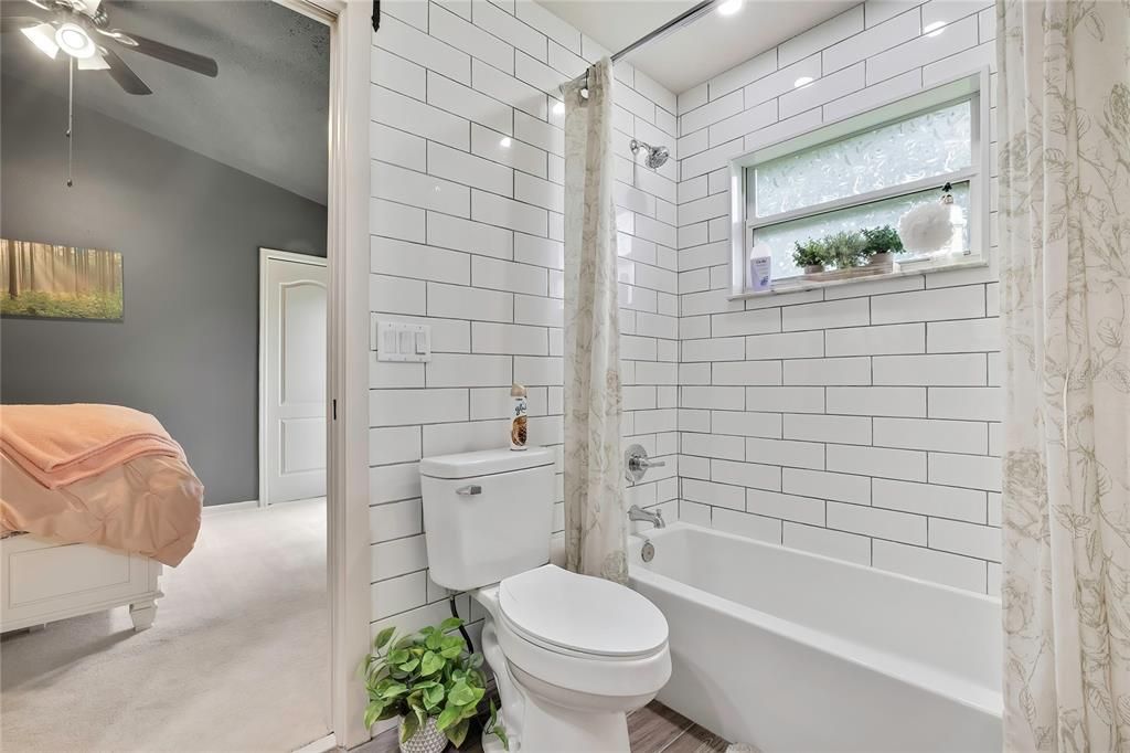 For Sale: $460,000 (4 beds, 3 baths, 2418 Square Feet)