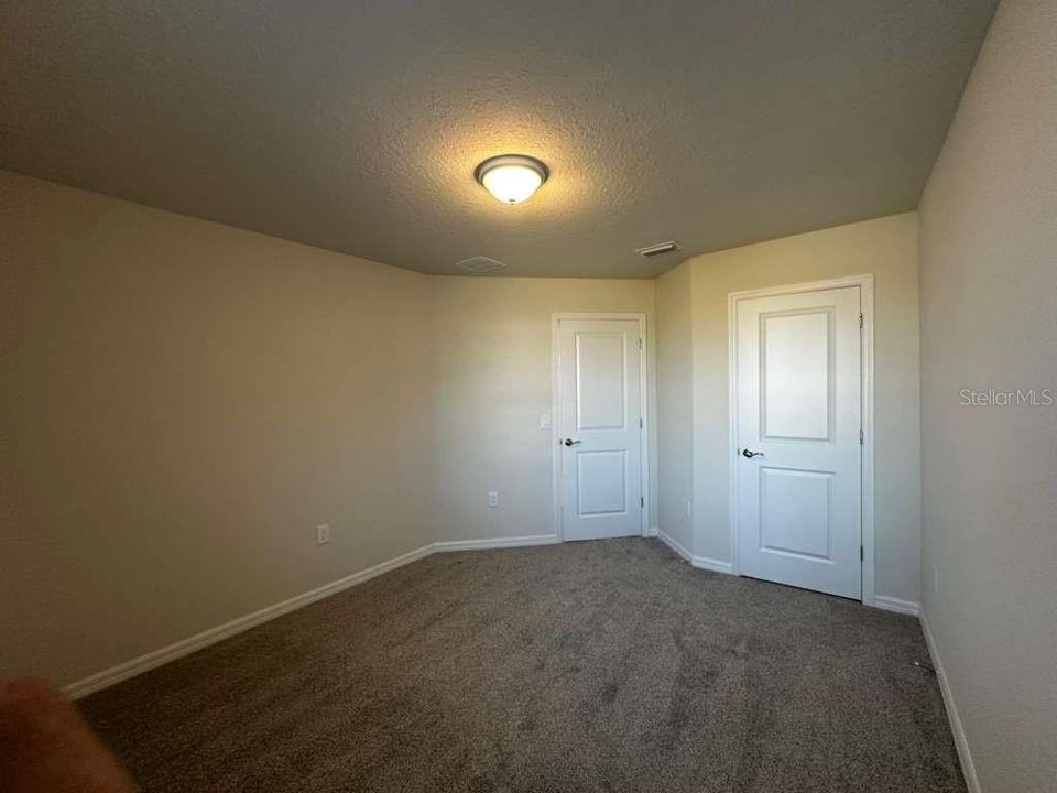 For Rent: $1,850 (3 beds, 2 baths, 1699 Square Feet)