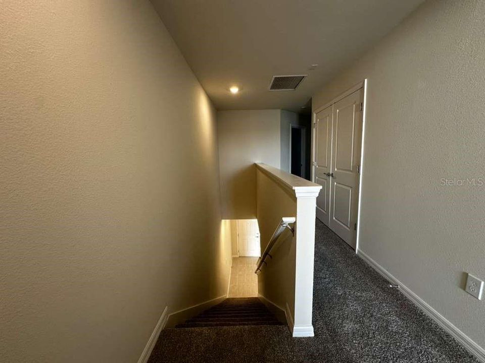 For Rent: $1,850 (3 beds, 2 baths, 1699 Square Feet)