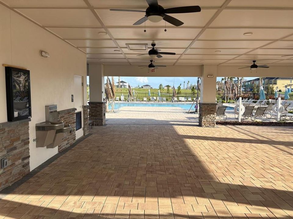 For Rent: $1,850 (3 beds, 2 baths, 1699 Square Feet)