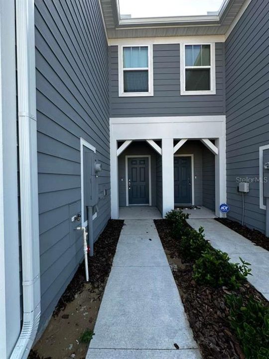For Rent: $1,850 (3 beds, 2 baths, 1699 Square Feet)