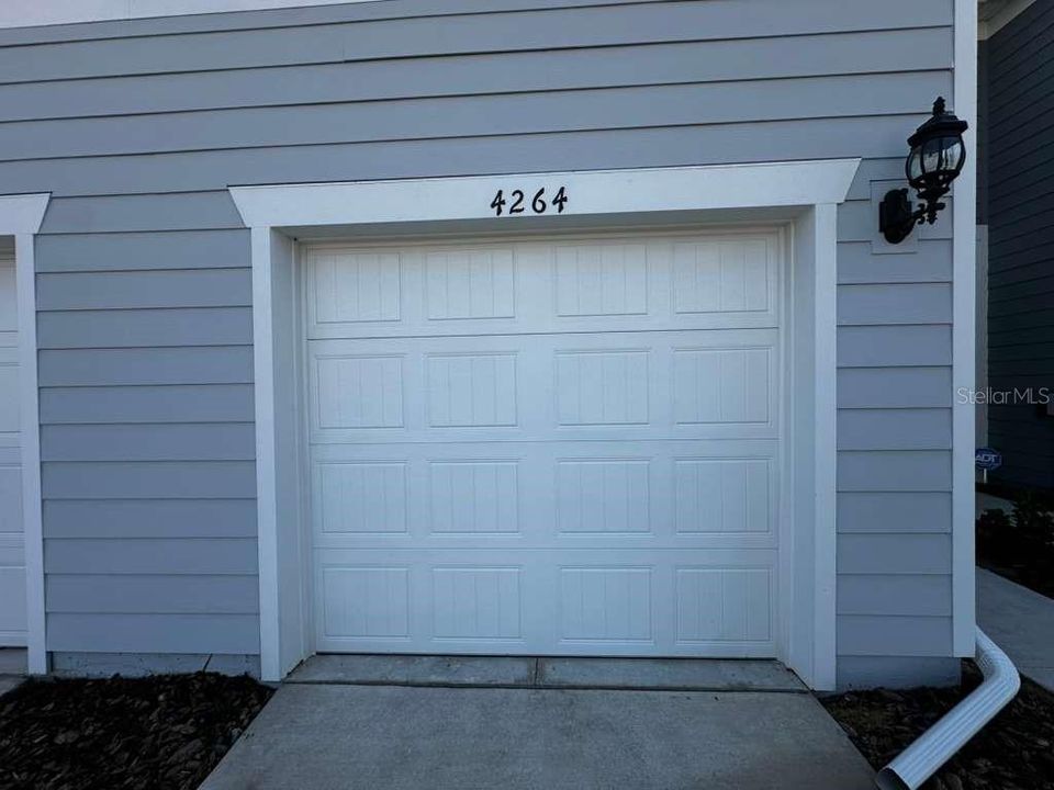 For Rent: $1,850 (3 beds, 2 baths, 1699 Square Feet)