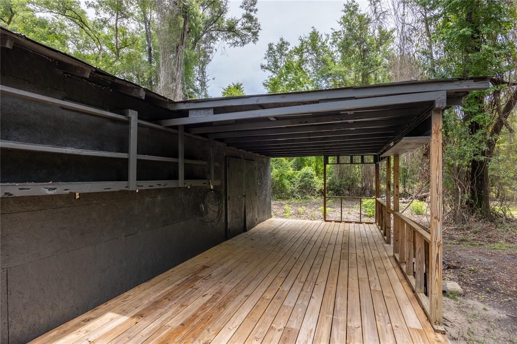 Active With Contract: $189,900 (2 beds, 2 baths, 1030 Square Feet)