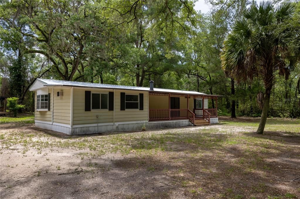 Active With Contract: $189,900 (2 beds, 2 baths, 1030 Square Feet)