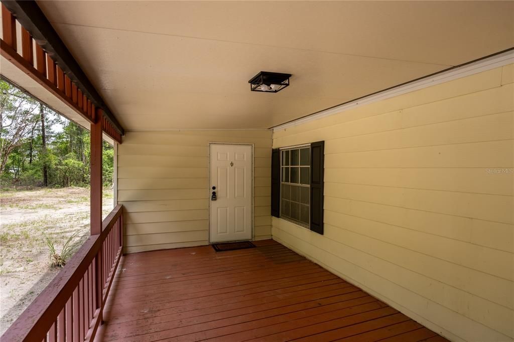 Active With Contract: $189,900 (2 beds, 2 baths, 1030 Square Feet)