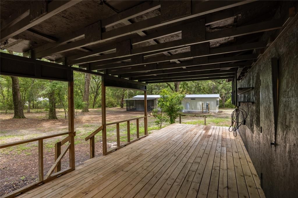 Active With Contract: $189,900 (2 beds, 2 baths, 1030 Square Feet)