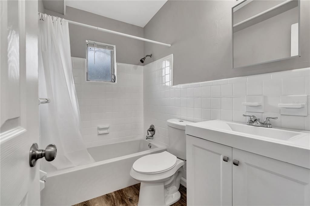 En Venta: $249,900 (2 camas, 1 baños, 864 Pies cuadrados)