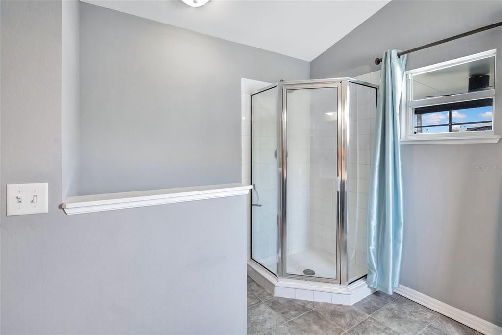 : $525,000 (3 camas, 2 baños, 1708 Pies cuadrados)