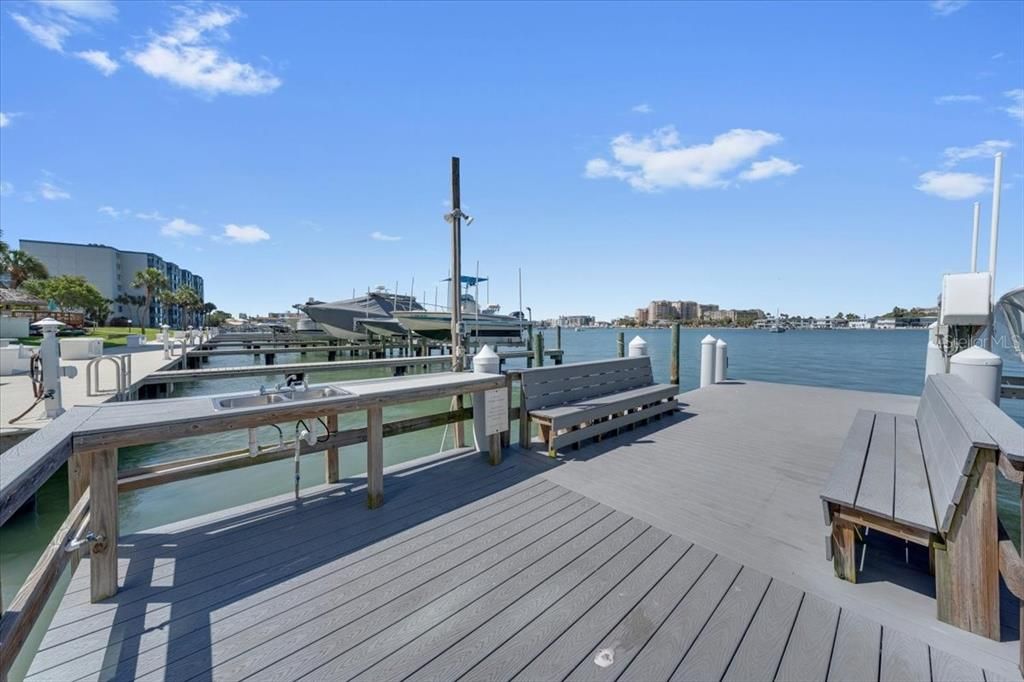 For Rent: $2,500 (2 beds, 2 baths, 1350 Square Feet)