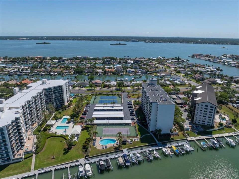 For Rent: $2,500 (2 beds, 2 baths, 1350 Square Feet)