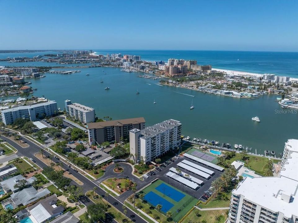 For Rent: $2,500 (2 beds, 2 baths, 1350 Square Feet)