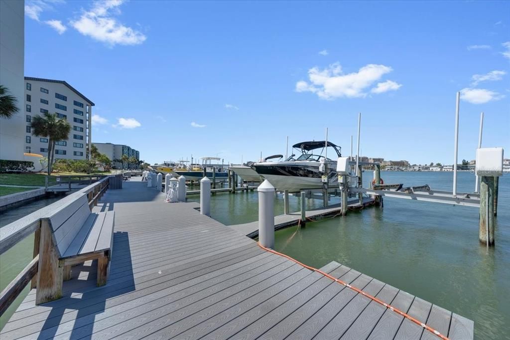 For Rent: $2,500 (2 beds, 2 baths, 1350 Square Feet)