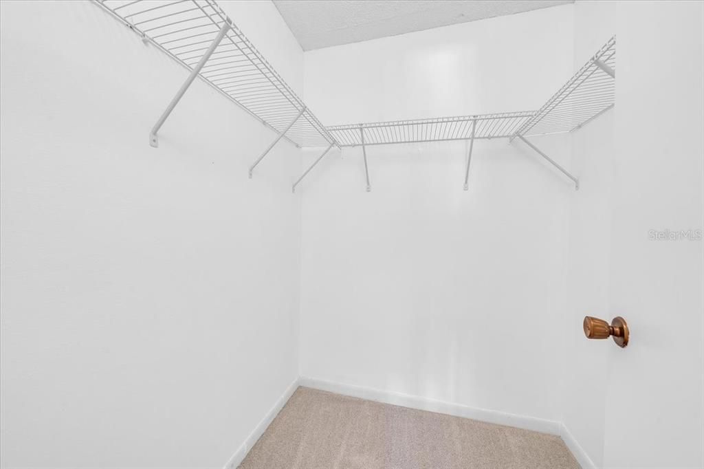 For Rent: $2,500 (2 beds, 2 baths, 1350 Square Feet)