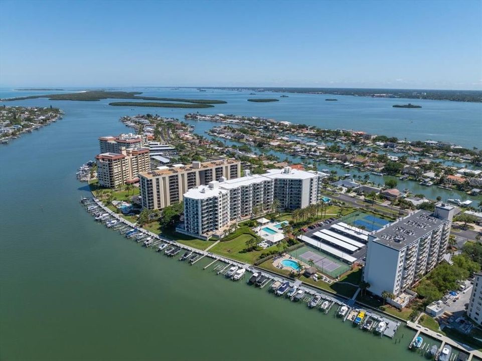 For Rent: $2,500 (2 beds, 2 baths, 1350 Square Feet)