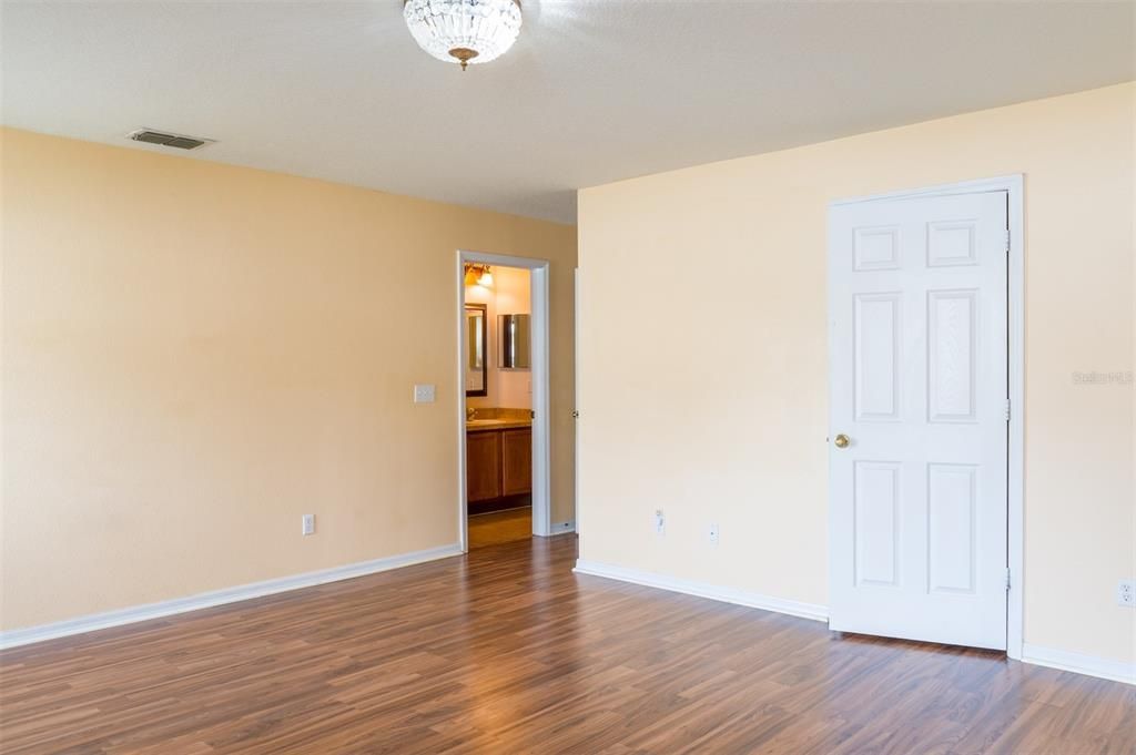En Venta: $399,999 (3 camas, 2 baños, 1692 Pies cuadrados)