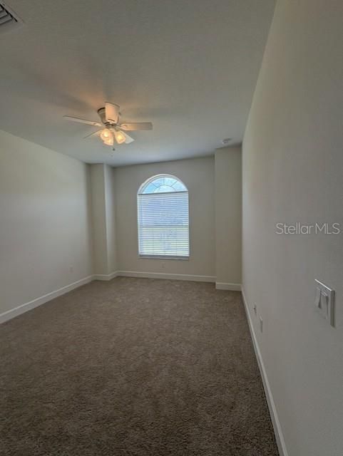 For Rent: $2,200 (3 beds, 2 baths, 1834 Square Feet)