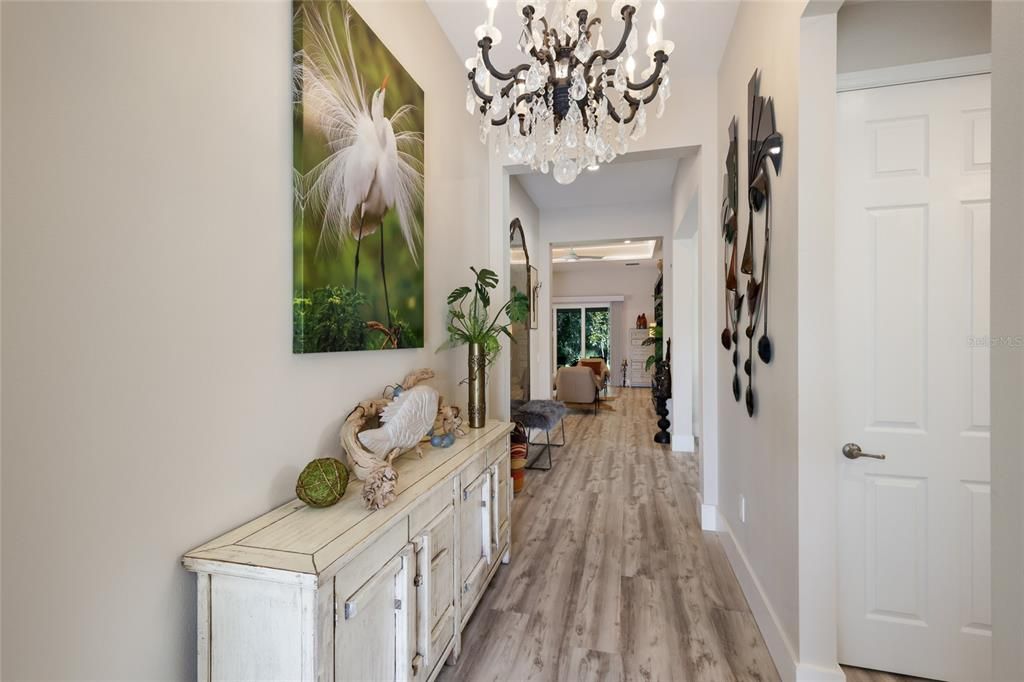 Activo con contrato: $739,000 (2 camas, 2 baños, 1887 Pies cuadrados)