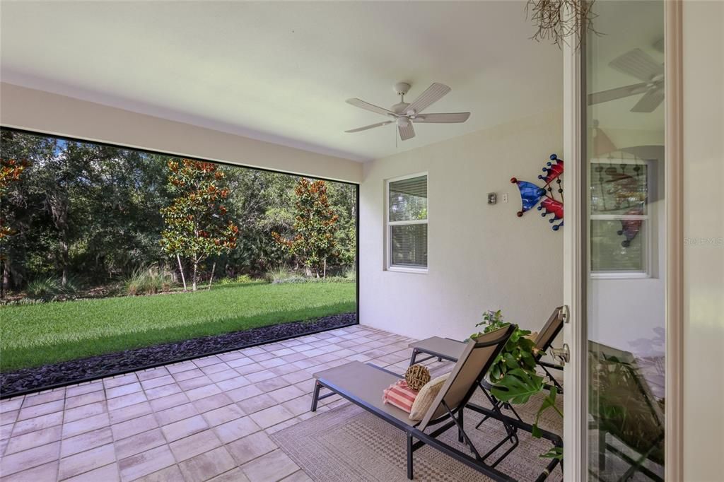 Activo con contrato: $739,000 (2 camas, 2 baños, 1887 Pies cuadrados)