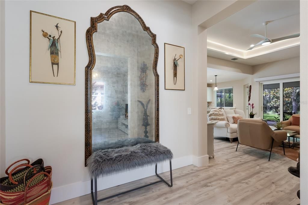 Activo con contrato: $739,000 (2 camas, 2 baños, 1887 Pies cuadrados)