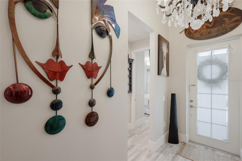 Activo con contrato: $739,000 (2 camas, 2 baños, 1887 Pies cuadrados)