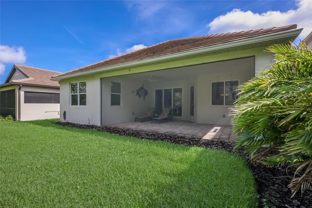 Activo con contrato: $739,000 (2 camas, 2 baños, 1887 Pies cuadrados)
