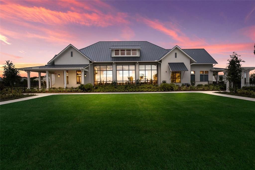 Activo con contrato: $739,000 (2 camas, 2 baños, 1887 Pies cuadrados)