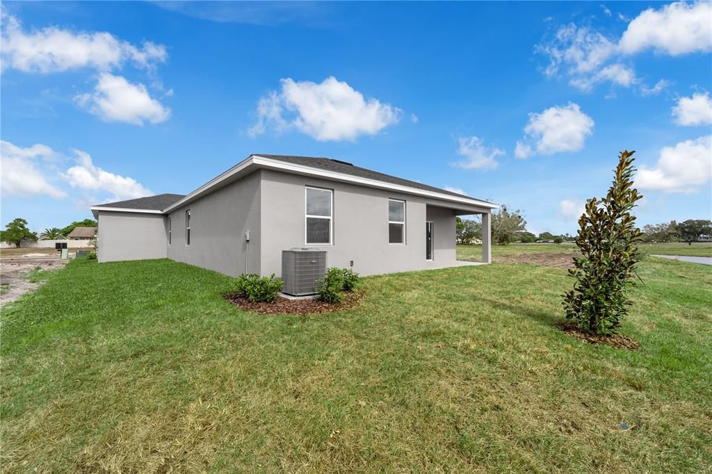 For Sale: $447,500 (4 beds, 3 baths, 2210 Square Feet)