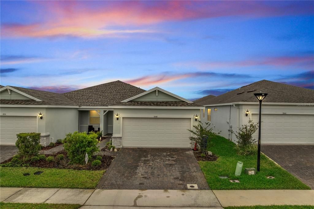 For Rent: $2,100 (2 beds, 2 baths, 1579 Square Feet)