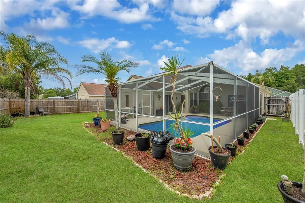 For Sale: $399,000 (3 beds, 2 baths, 1674 Square Feet)