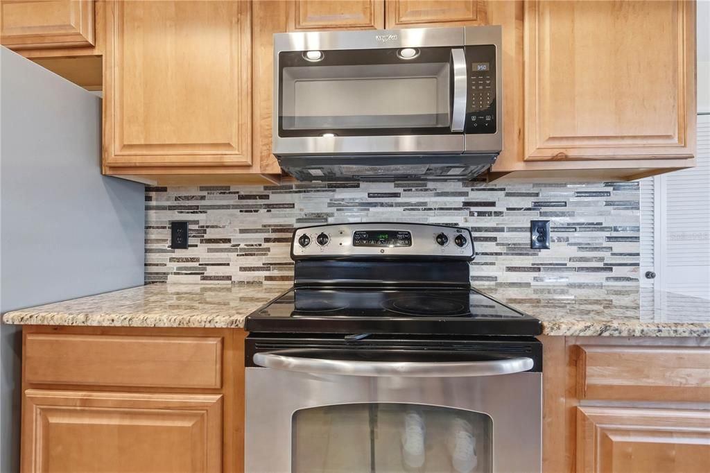 For Sale: $455,000 (2 beds, 2 baths, 1444 Square Feet)