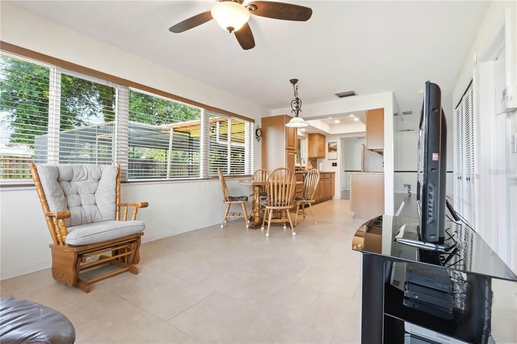 For Sale: $455,000 (2 beds, 2 baths, 1444 Square Feet)