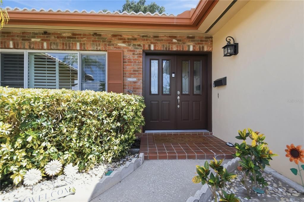 For Sale: $455,000 (2 beds, 2 baths, 1444 Square Feet)
