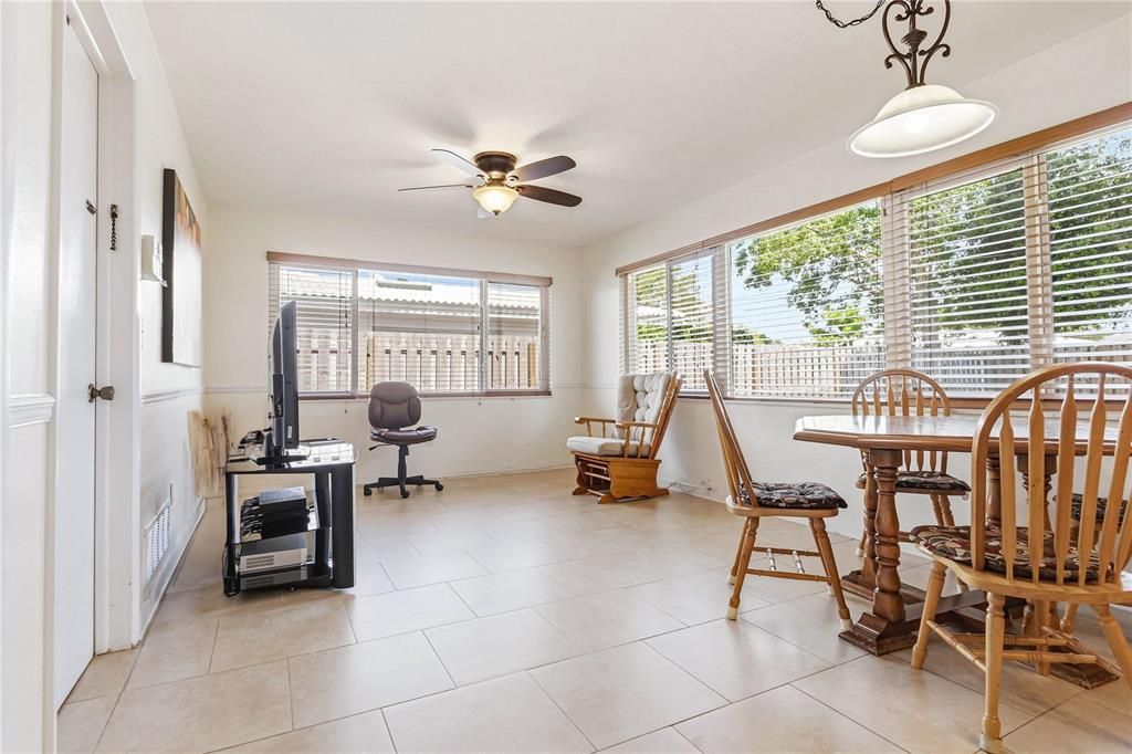 For Sale: $455,000 (2 beds, 2 baths, 1444 Square Feet)