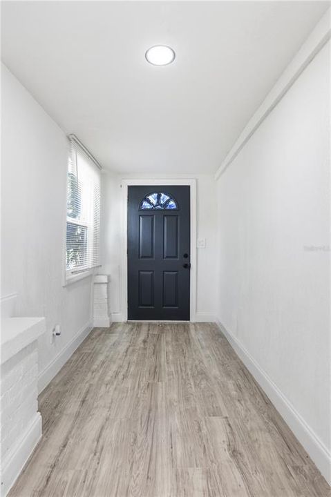 На продажу: $219,000 (3 спален, 2 ванн, 1014 Квадратных фут)