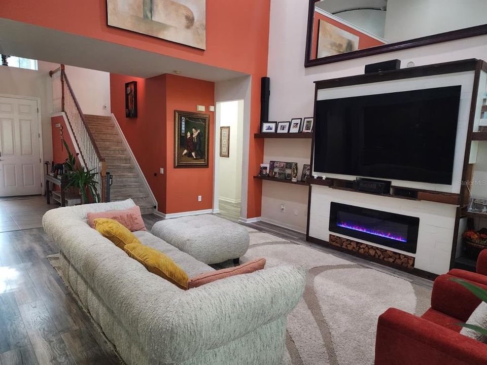 For Sale: $399,990 (4 beds, 2 baths, 2396 Square Feet)