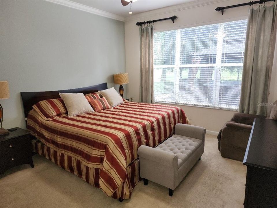 For Sale: $399,990 (4 beds, 2 baths, 2396 Square Feet)