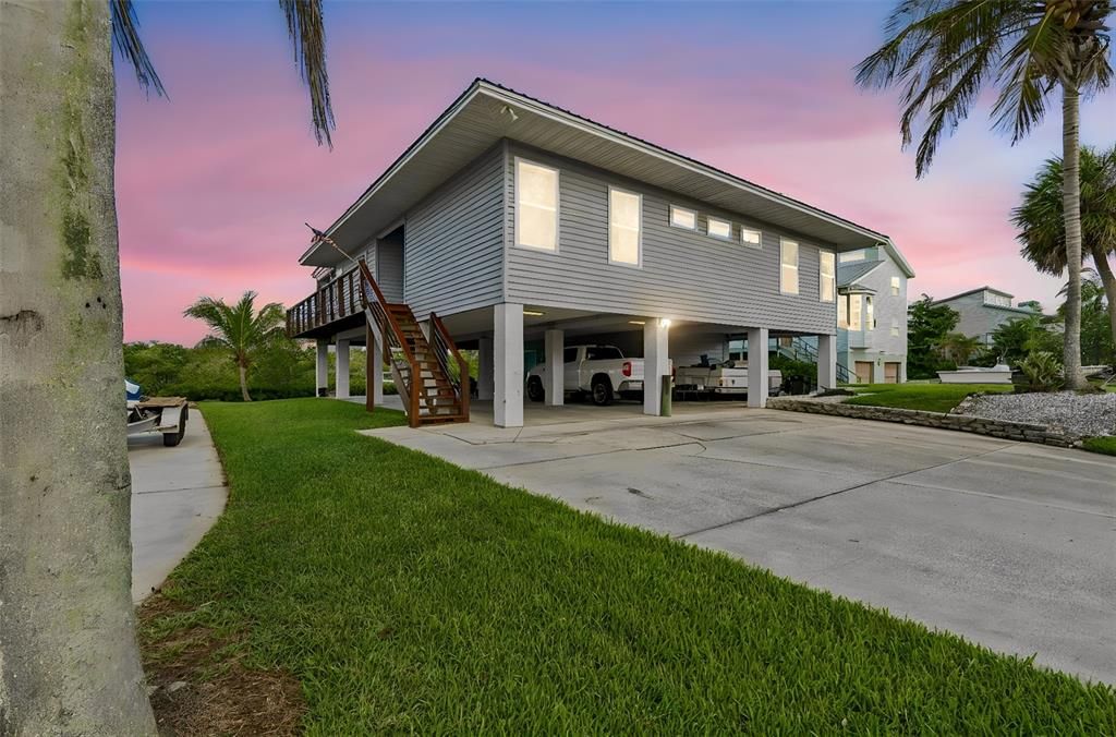 En Venta: $889,000 (4 camas, 2 baños, 1764 Pies cuadrados)