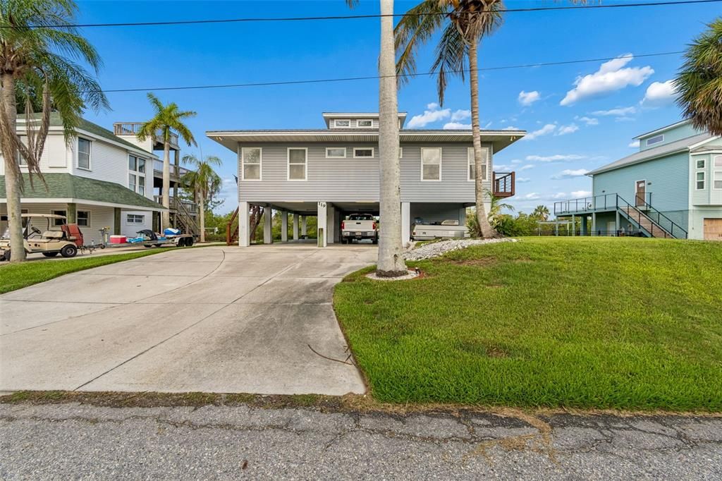 En Venta: $889,000 (4 camas, 2 baños, 1764 Pies cuadrados)