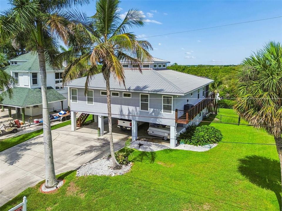 En Venta: $889,000 (4 camas, 2 baños, 1764 Pies cuadrados)