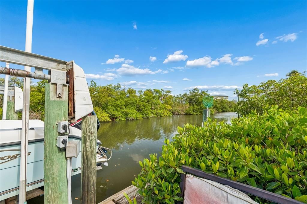 En Venta: $889,000 (4 camas, 2 baños, 1764 Pies cuadrados)